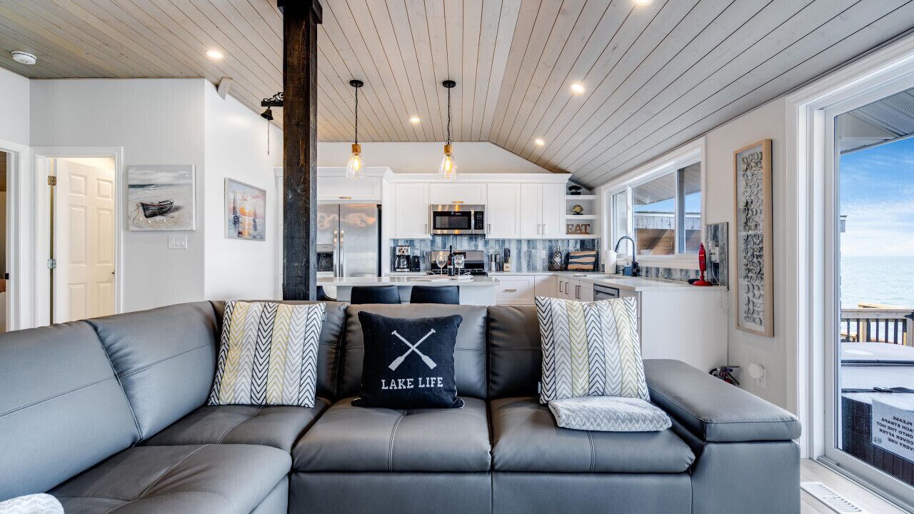 Photo of Livingroom in Leamington
