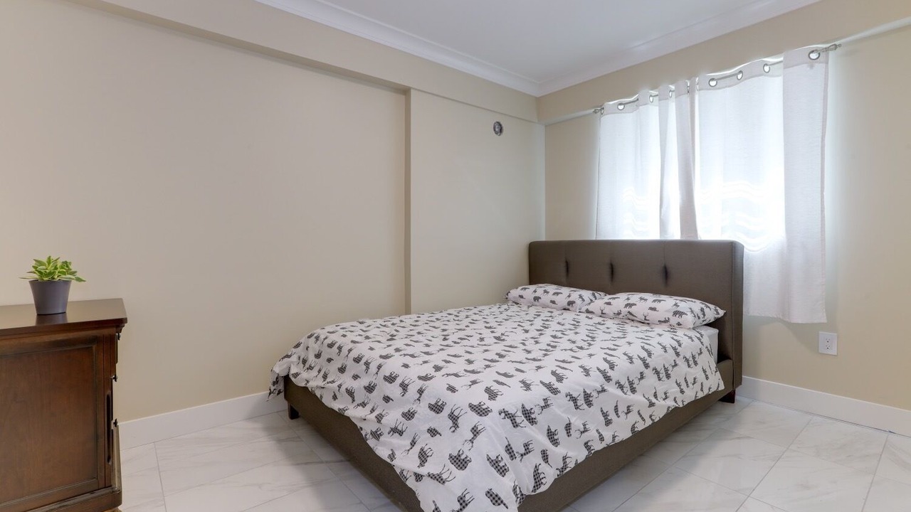 Photo of Bedroom in Delta
