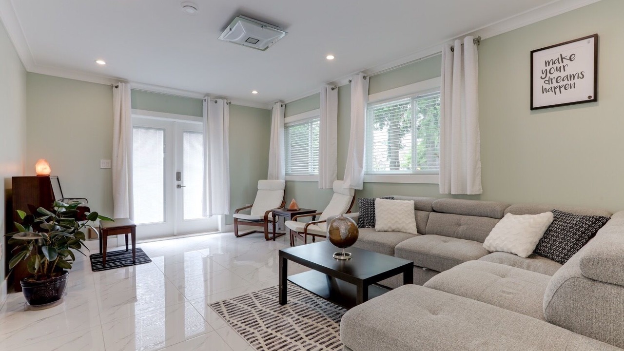 Photo of Livingroom in Delta