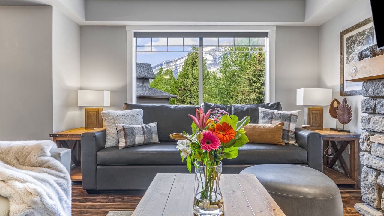 Photo of Livingroom in Copperstone Resort