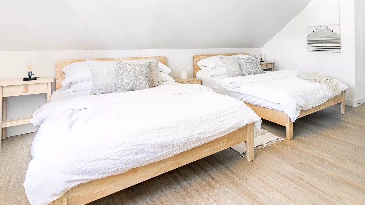 Photo of Bedroom in Town of Essex