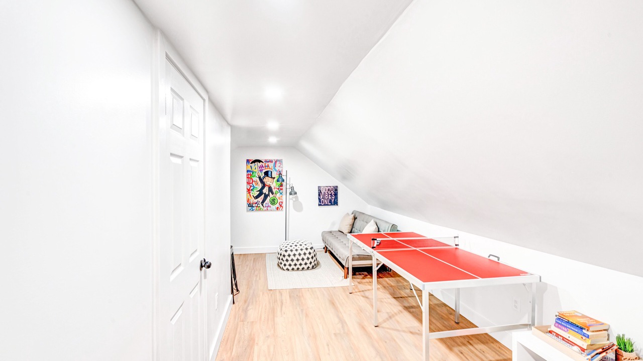 Photo of Bedroom in Town of Essex