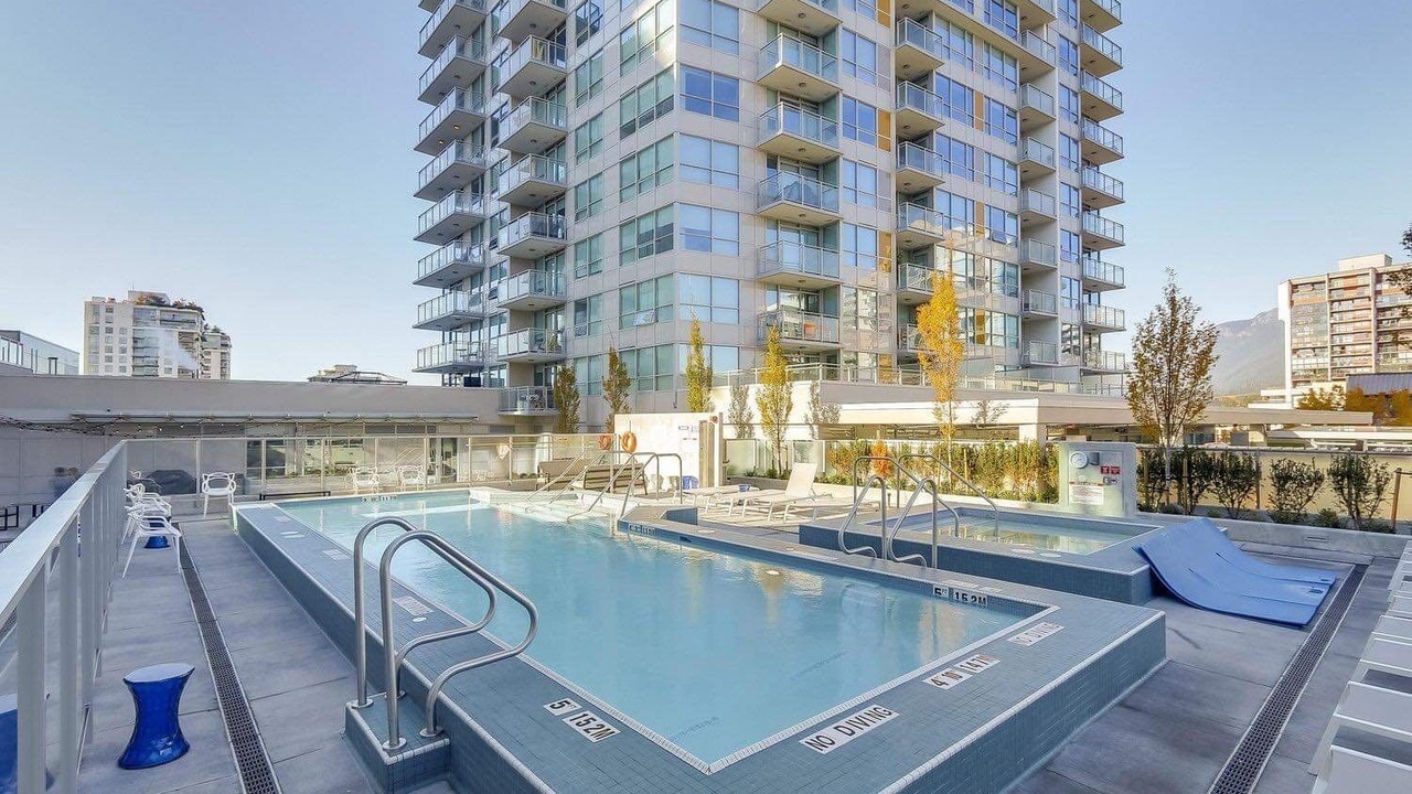 Photo of Outdoor in Central Lonsdale
