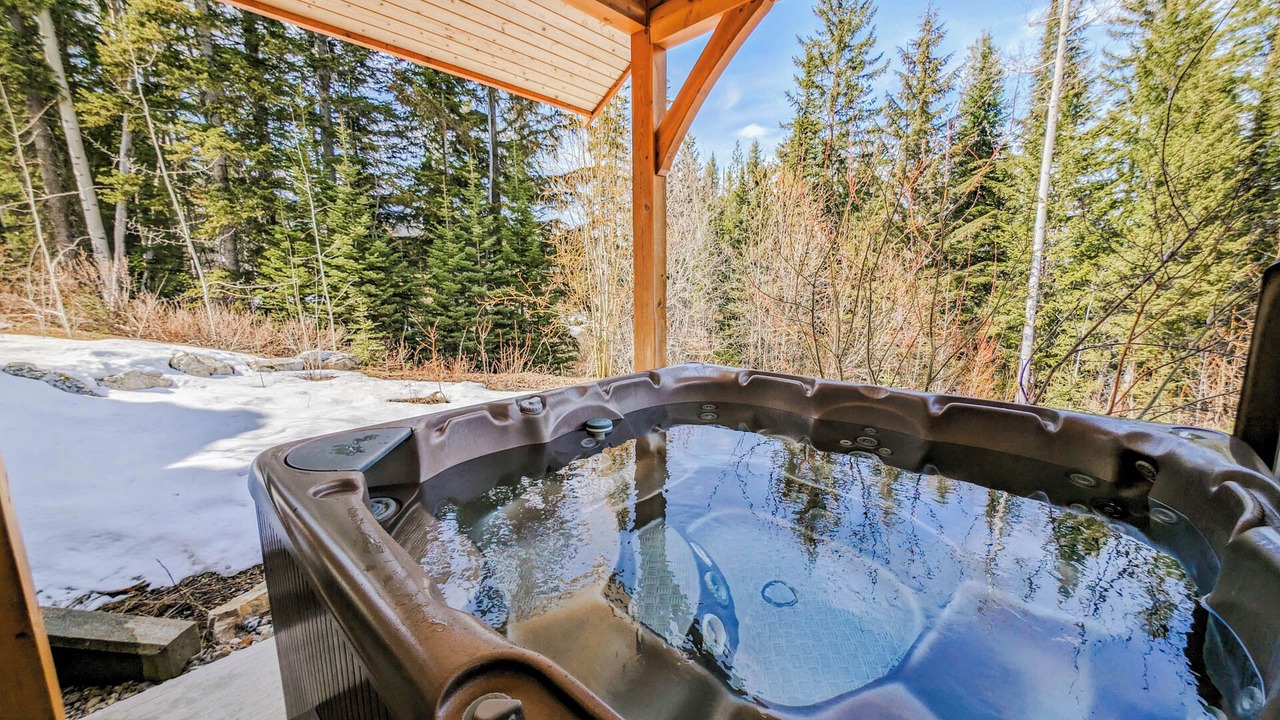 Photo of Outdoor in Golden