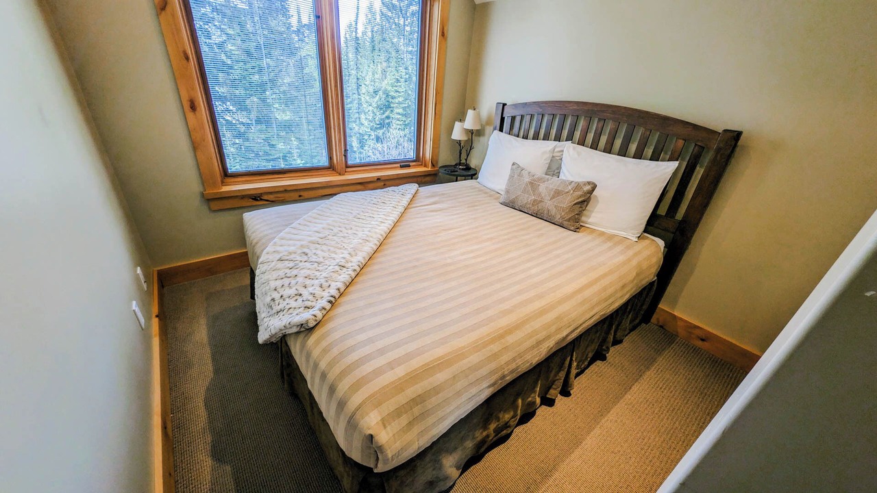 Photo of Bedroom in Golden