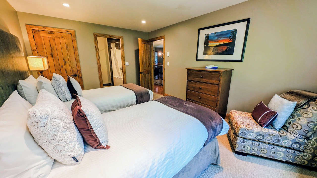 Photo of Bedroom in Golden