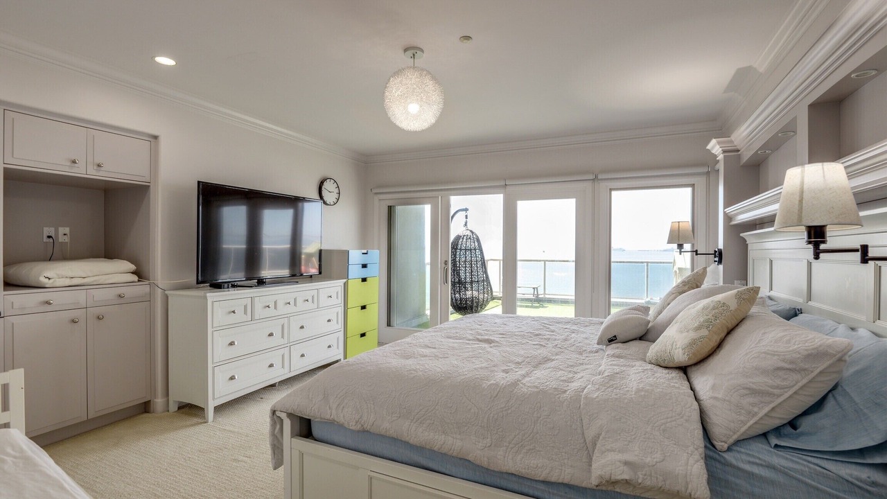 Photo of Bedroom in Delta