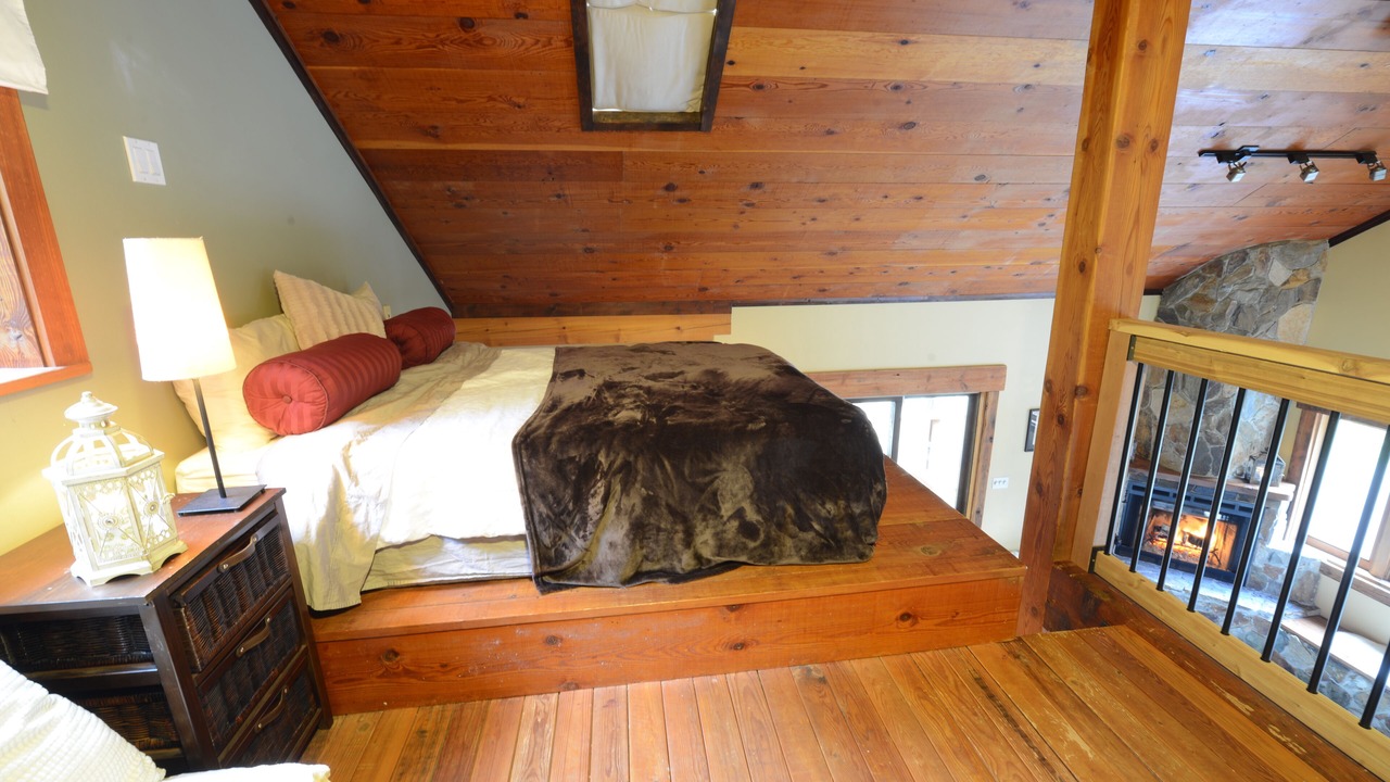 Photo of Bedroom in Mount Currie