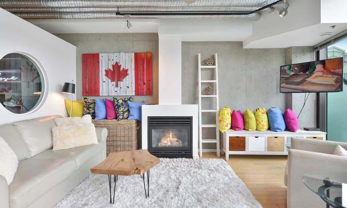 Photo of Bedroom in James Bay