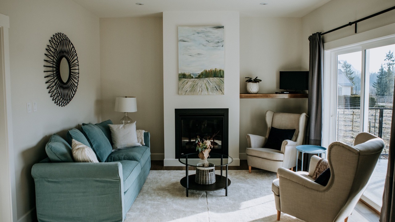 Photo of Livingroom in North Cowichan