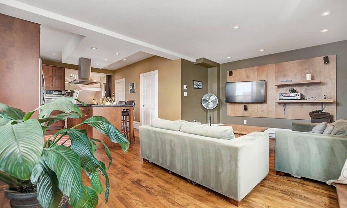 Photo of Livingroom in Hull