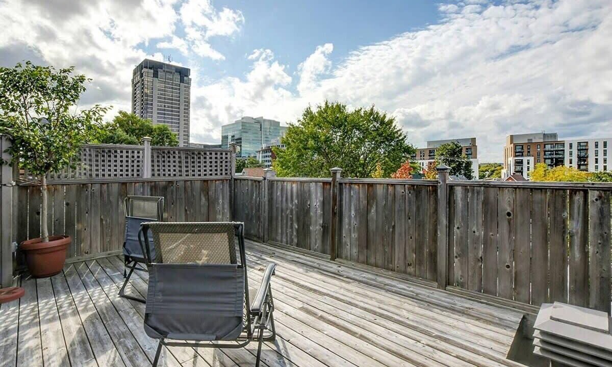 Photo of Patio Balcony in Hull