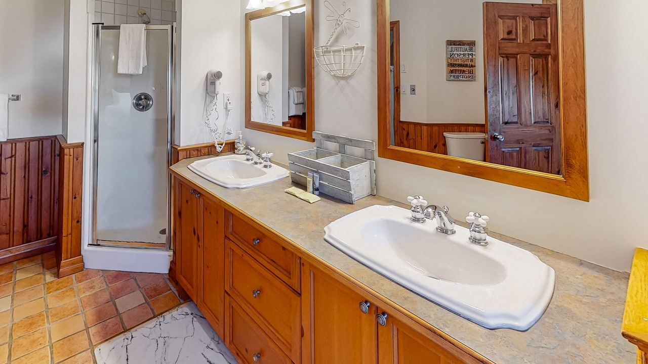 Photo of Bathroom in The Blue Mountains
