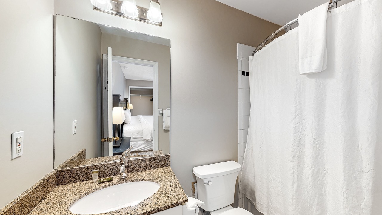 Photo of Bathroom in Craigleith
