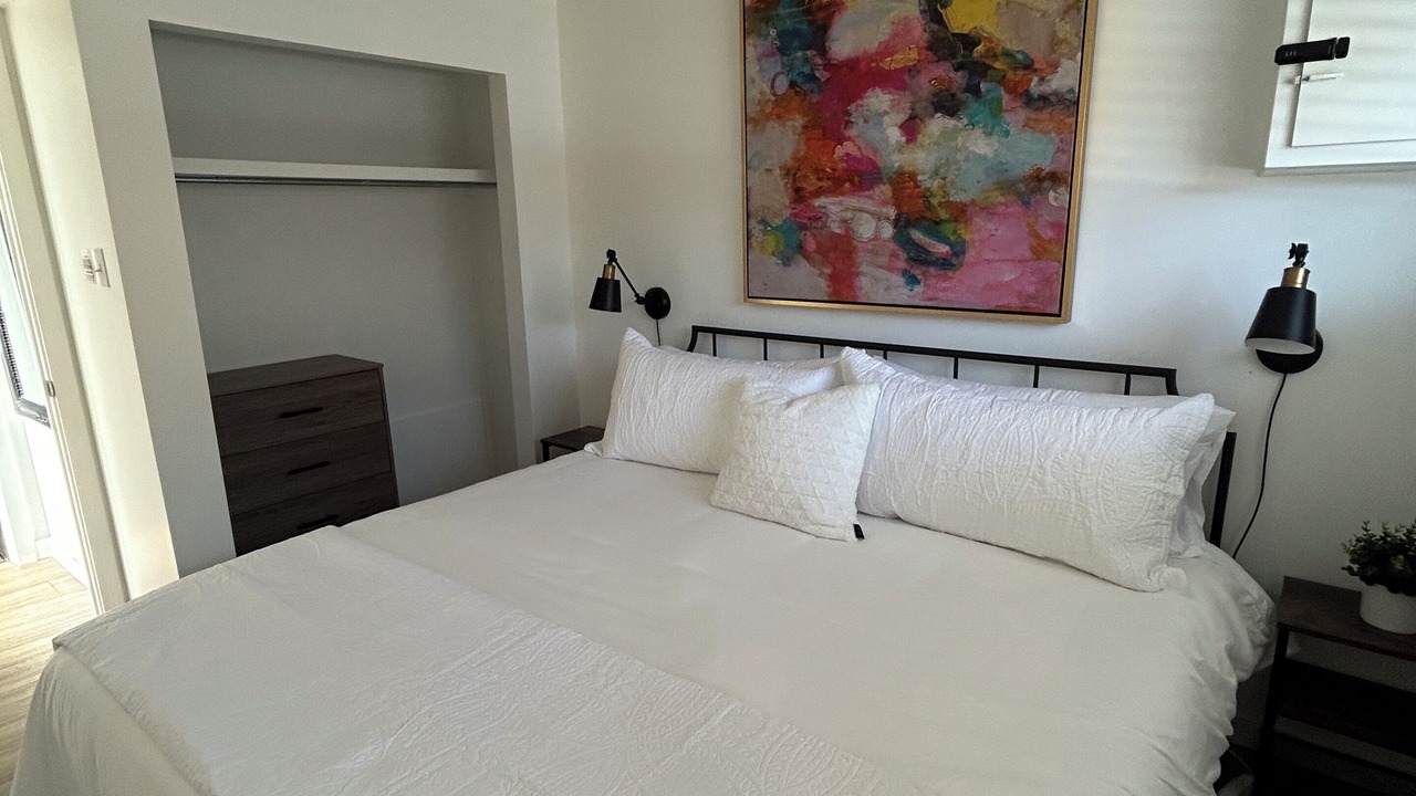 Photo of Bedroom in Canyon Meadows