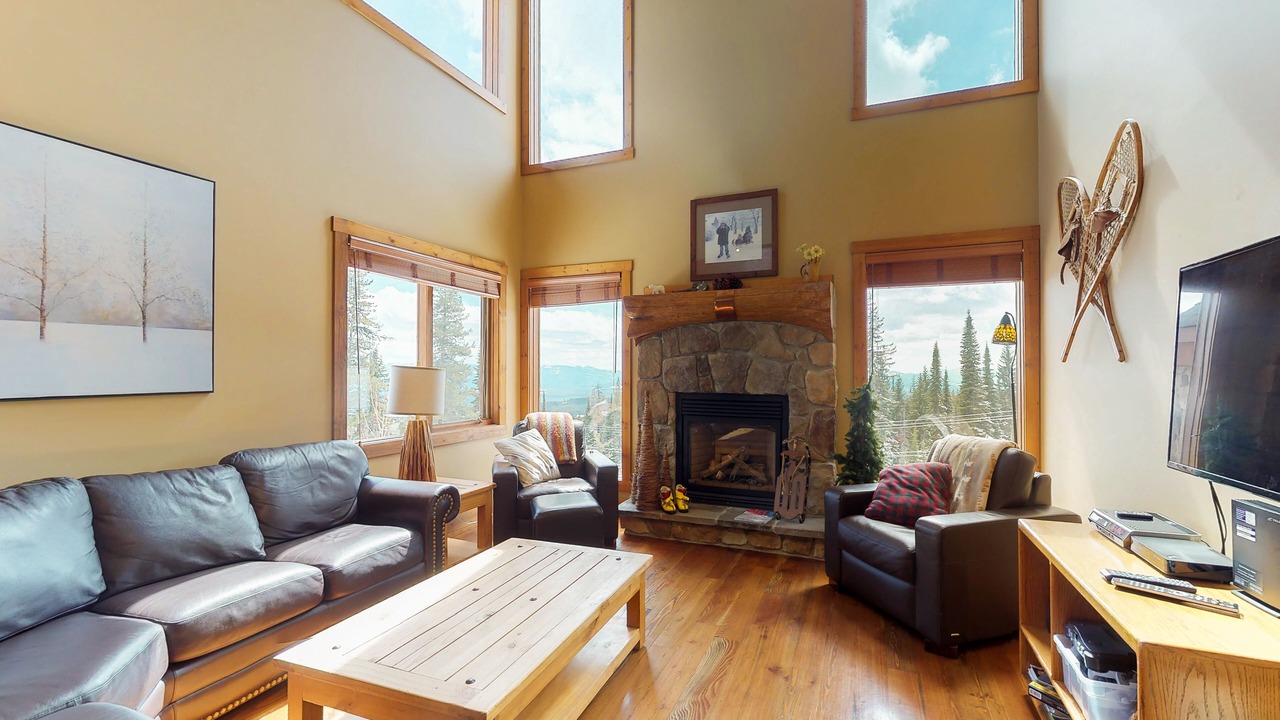 Photo of Livingroom in The Forest