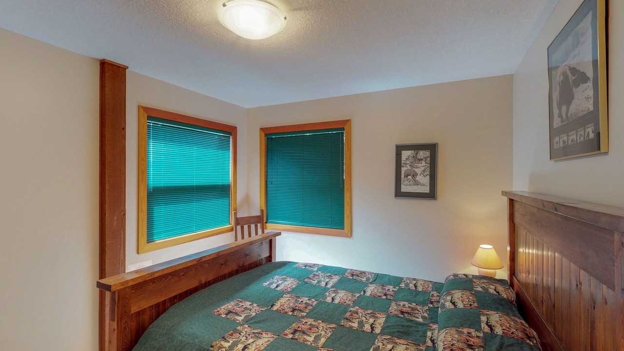 Photo of Bedroom in Snow Pine Estates