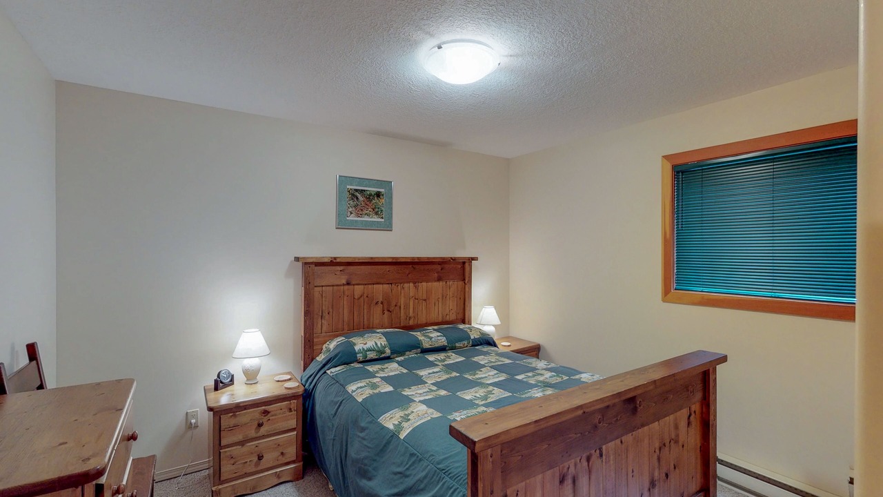 Photo of Bedroom in Snow Pine Estates