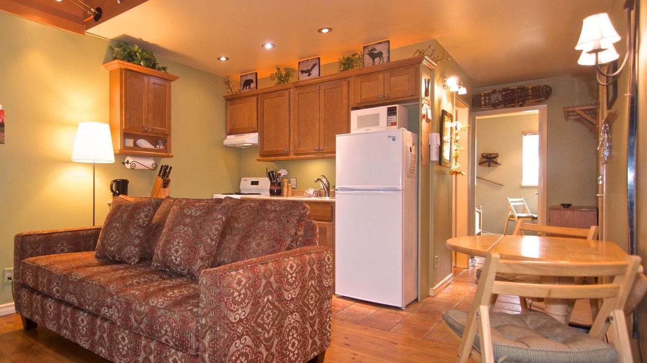 Photo of Livingroom in Whistler Creekside