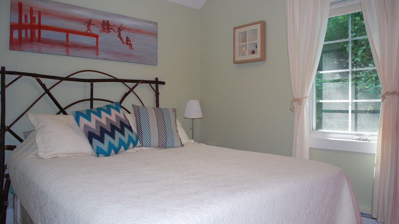 Photo of Bedroom in Hubbards