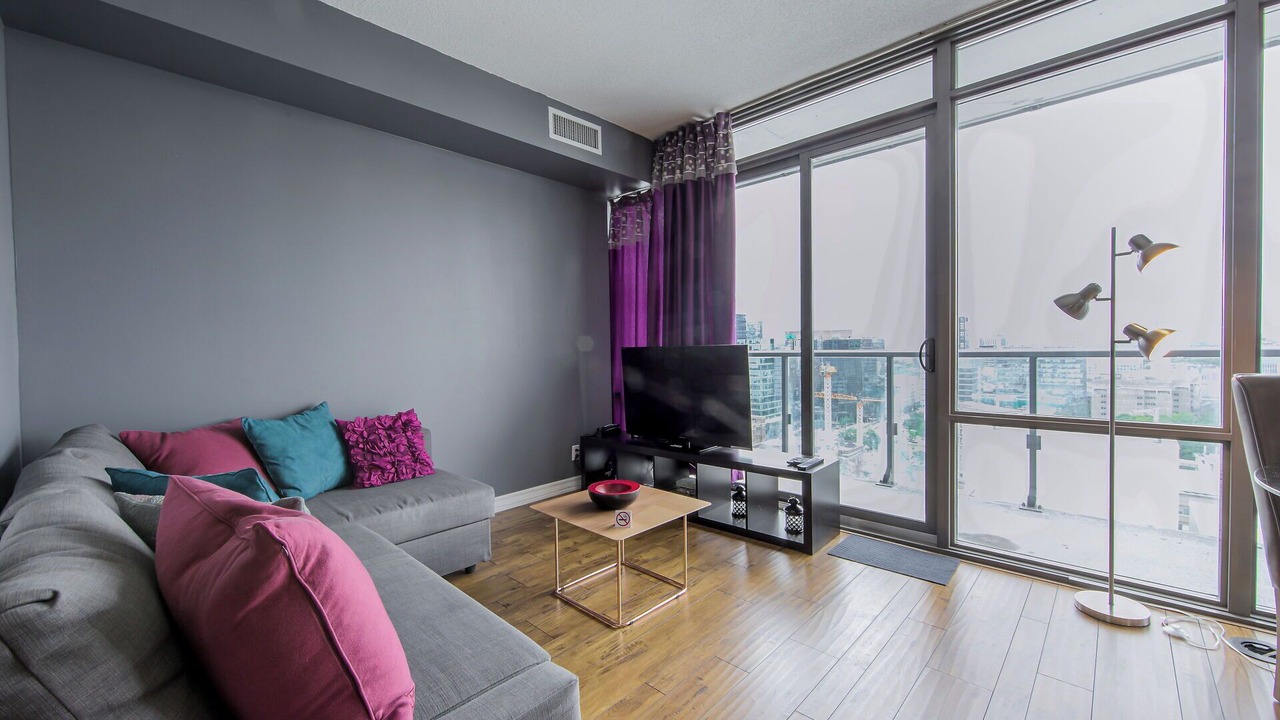 Photo of Livingroom in Bay Cloverhill