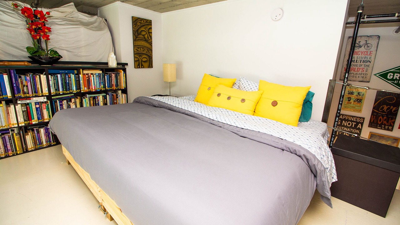 Photo of Bedroom in Downtown Victoria