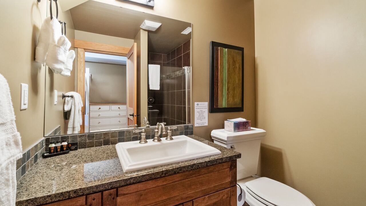 Photo of Bathroom in Blind Bay