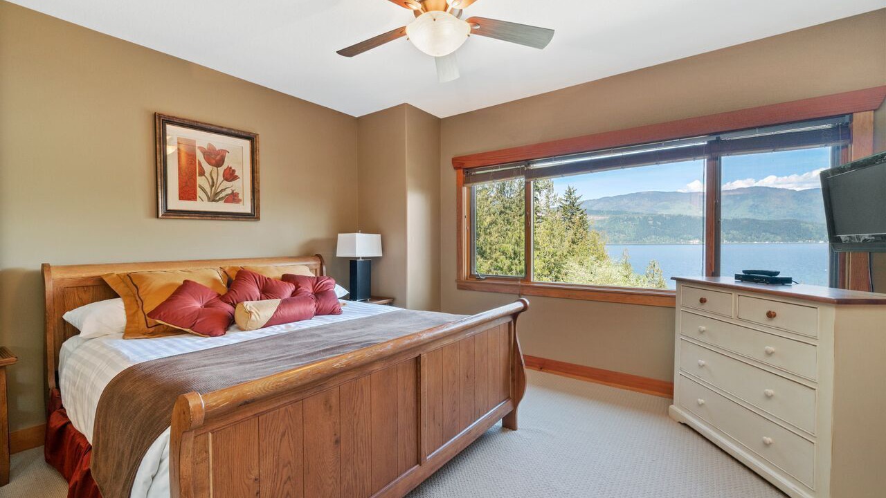 Photo of Bedroom in Blind Bay