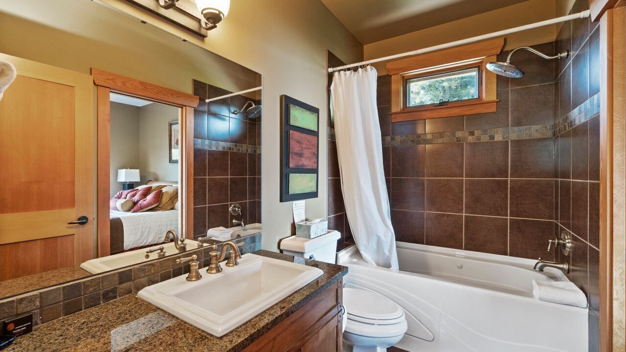Photo of Bathroom in Blind Bay