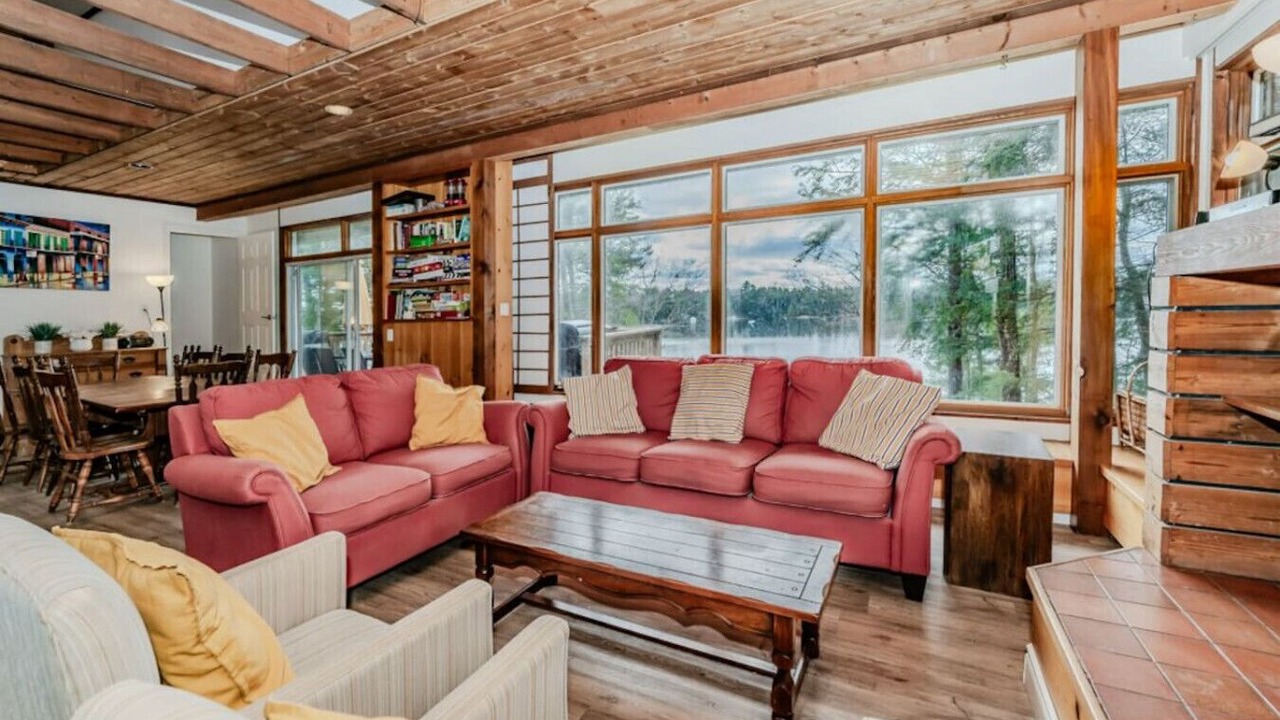 Photo of Bedroom in Muskoka Lakes