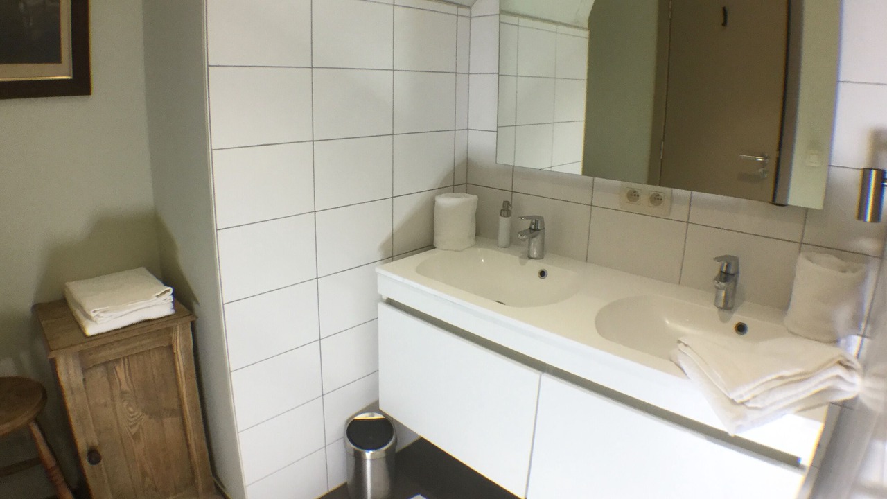 Photo of Bathroom in Mont-Saint-Jean