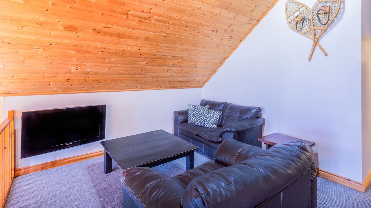 Photo of Livingroom in Swiss Meadows