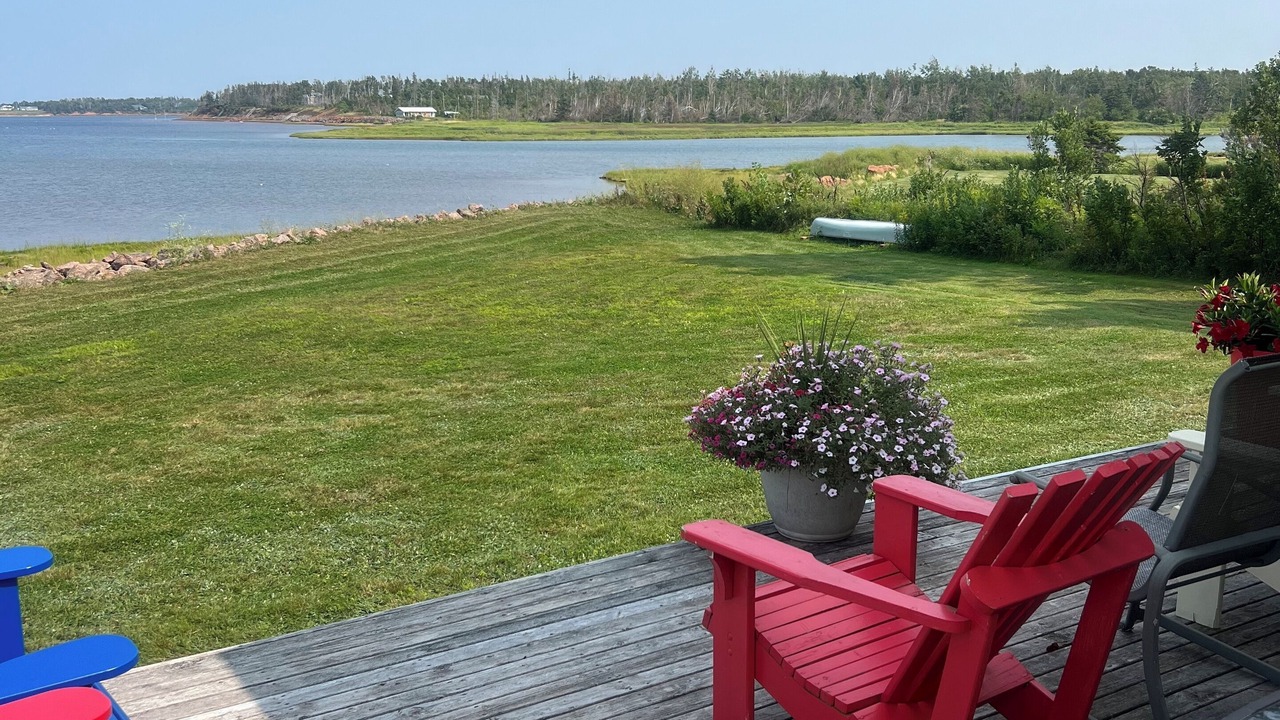 Photo of Patio Balcony in Brackley Beach