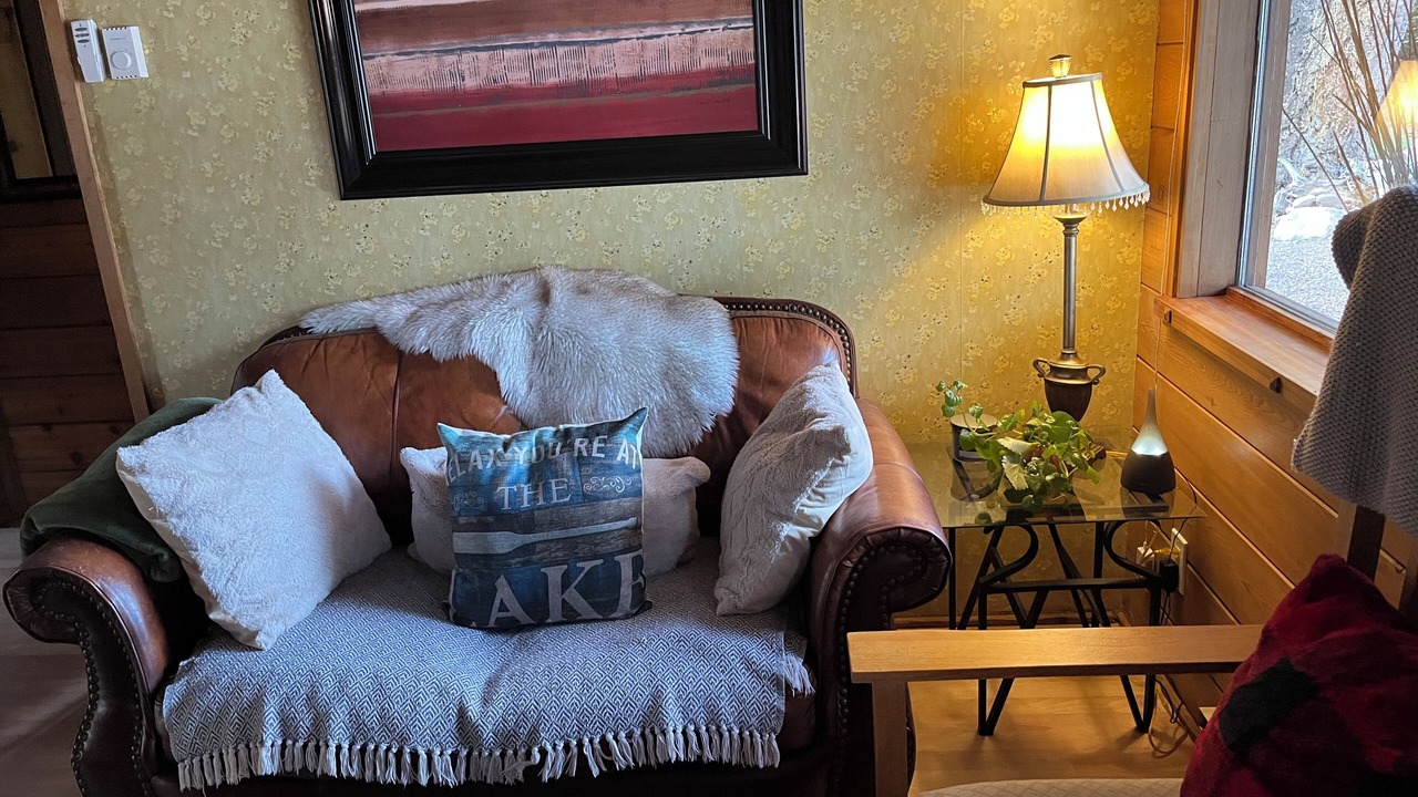 Photo of Livingroom in Central Okanagan