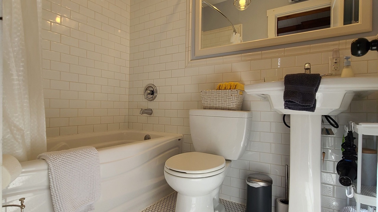 Photo of Bathroom in Rawdon