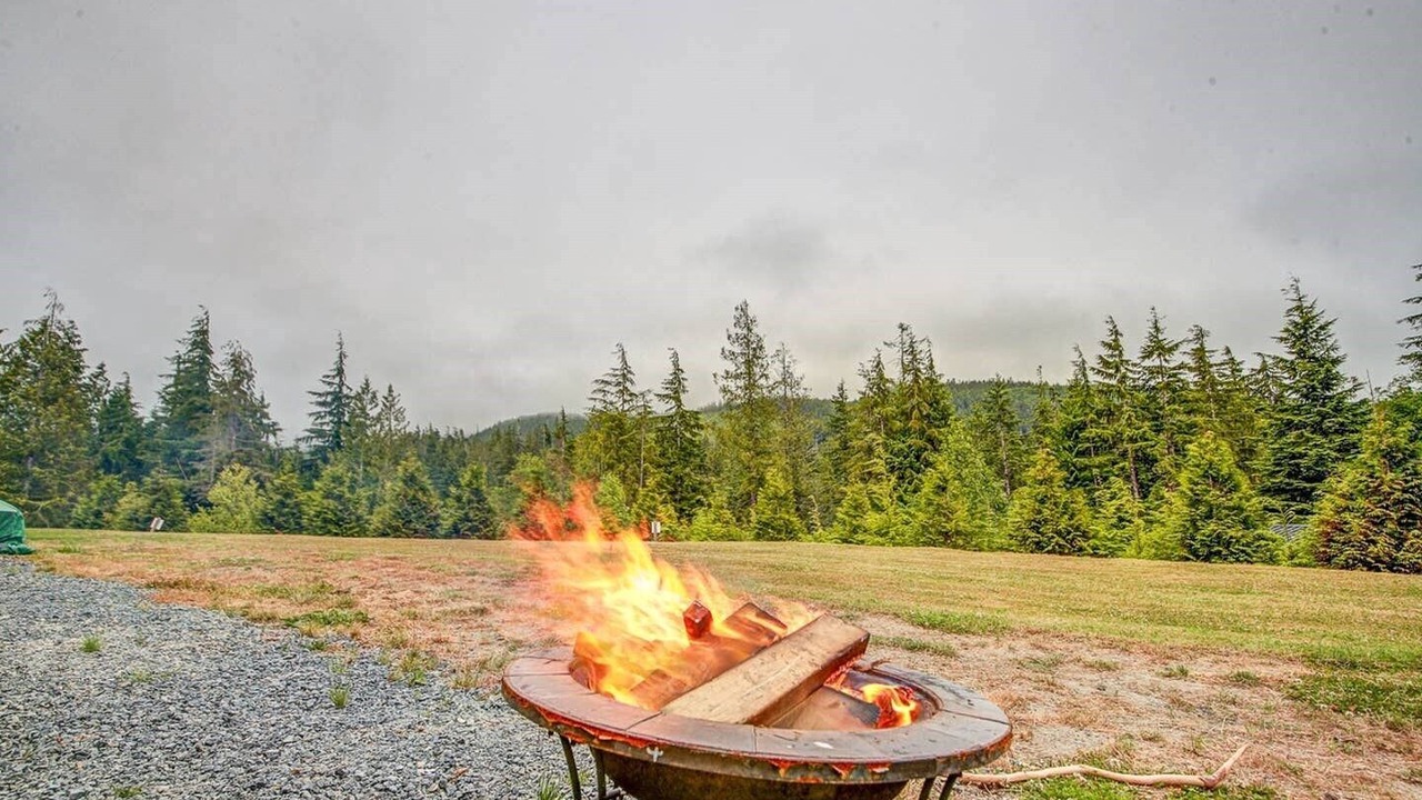 Photo of Others in Port Renfrew