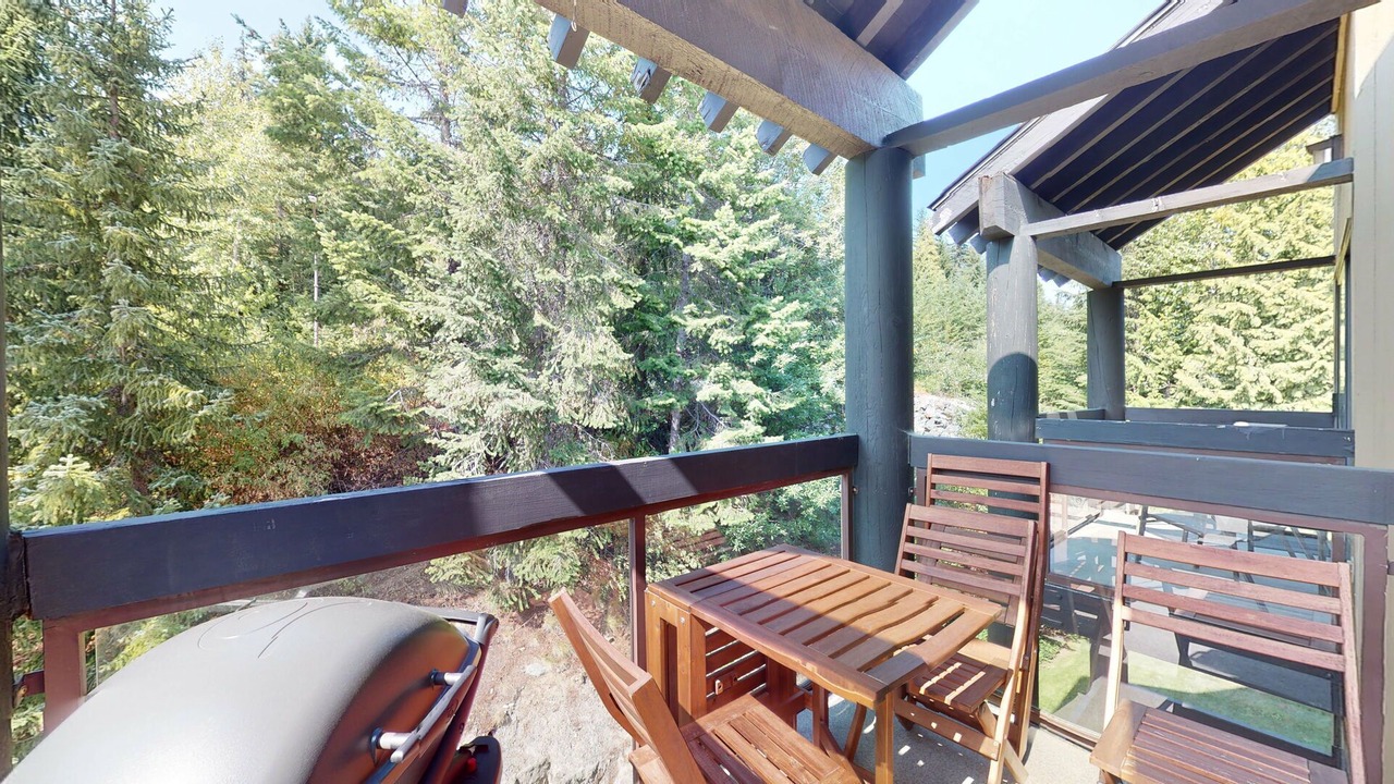 Photo of Patio Balcony in Blueberry Hill