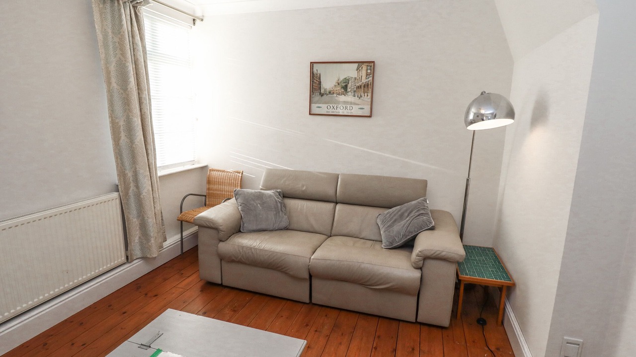 Photo of Livingroom in Holton Le Clay