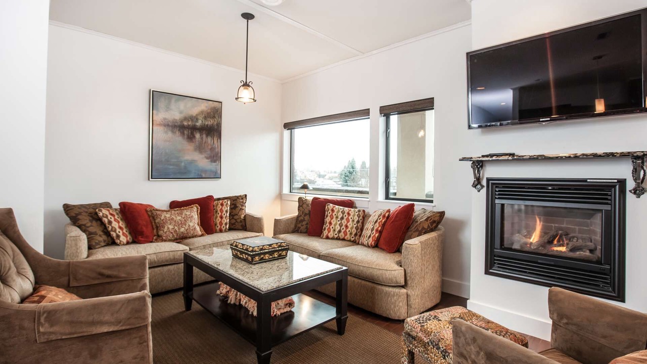 Photo of Livingroom in Revelstoke