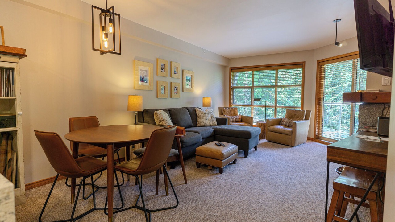 Photo of Livingroom in Whistler