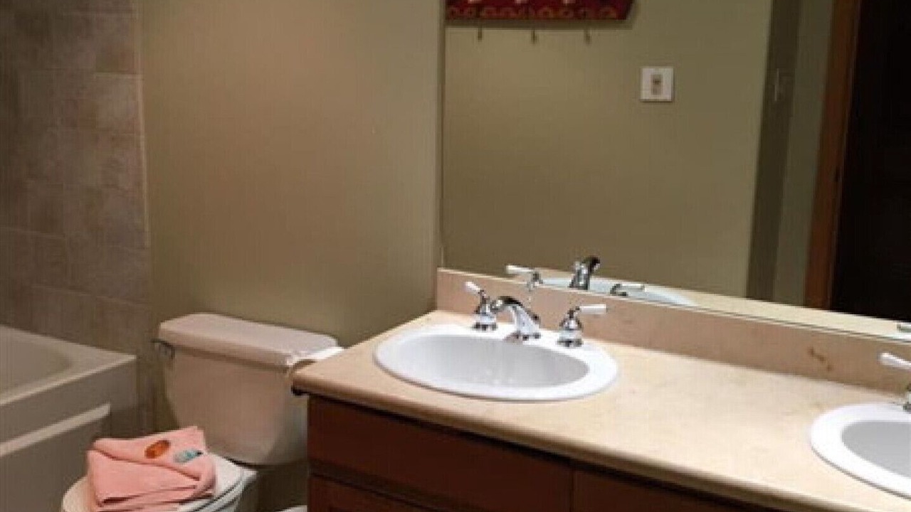 Photo of Bathroom in Nordic Estates