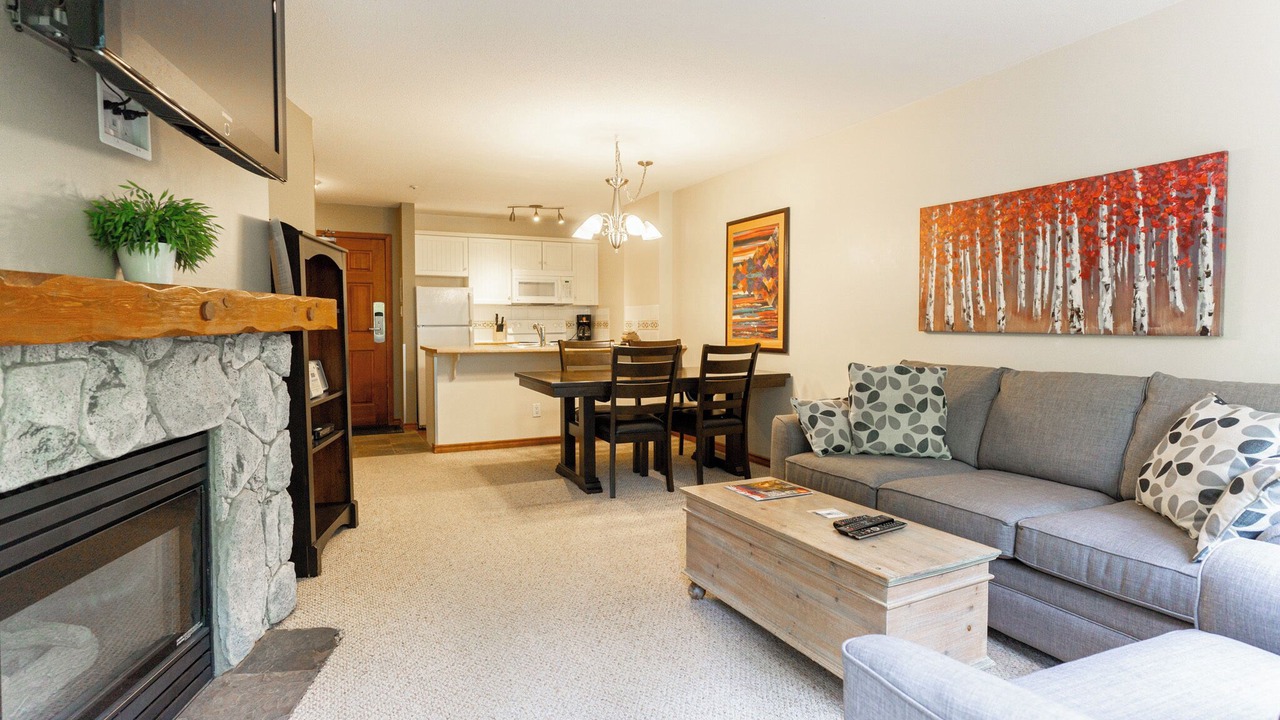 Photo of Livingroom in Whistler
