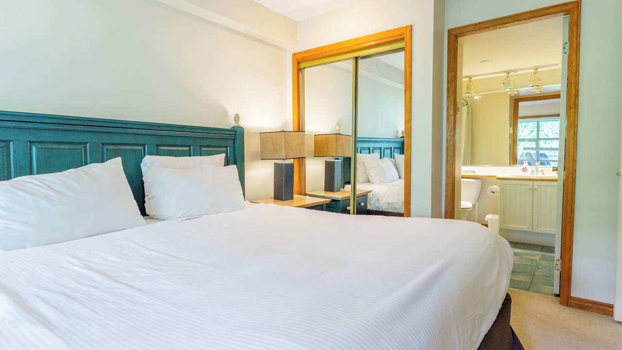 Photo of Bedroom in Upper Village