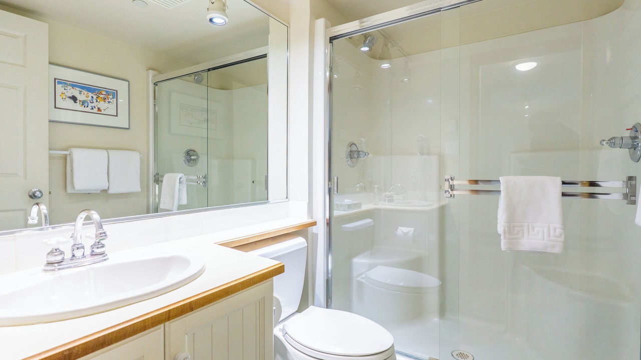 Photo of Bathroom in Upper Village