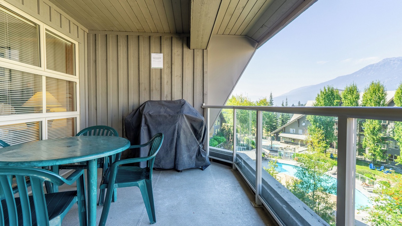 Photo of Outdoor in Upper Village