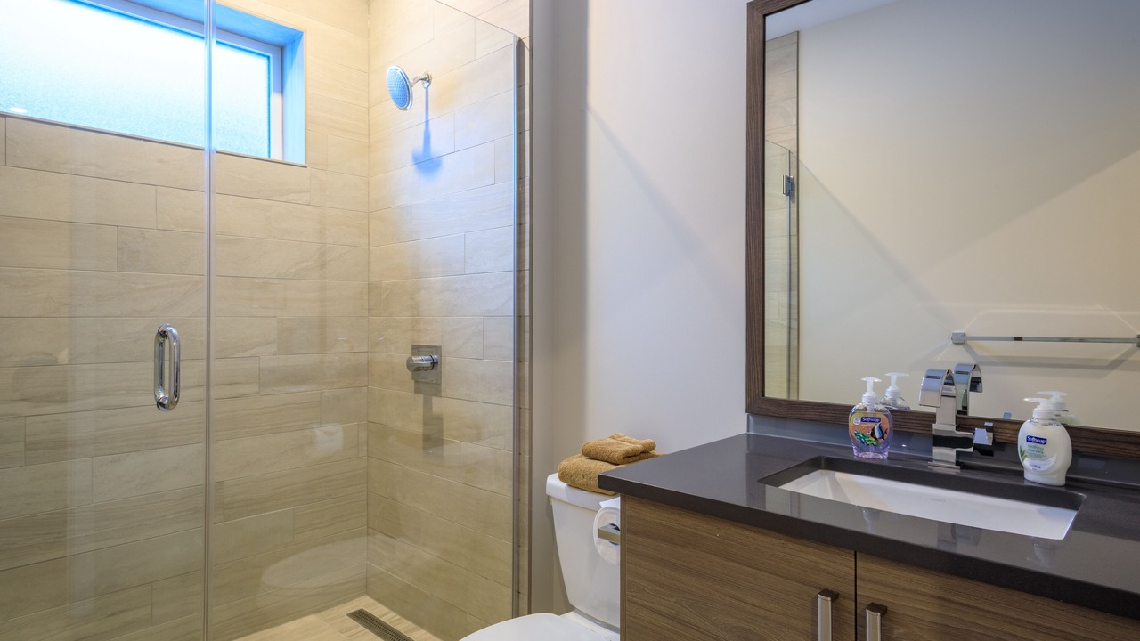 Photo of Bathroom in Golden