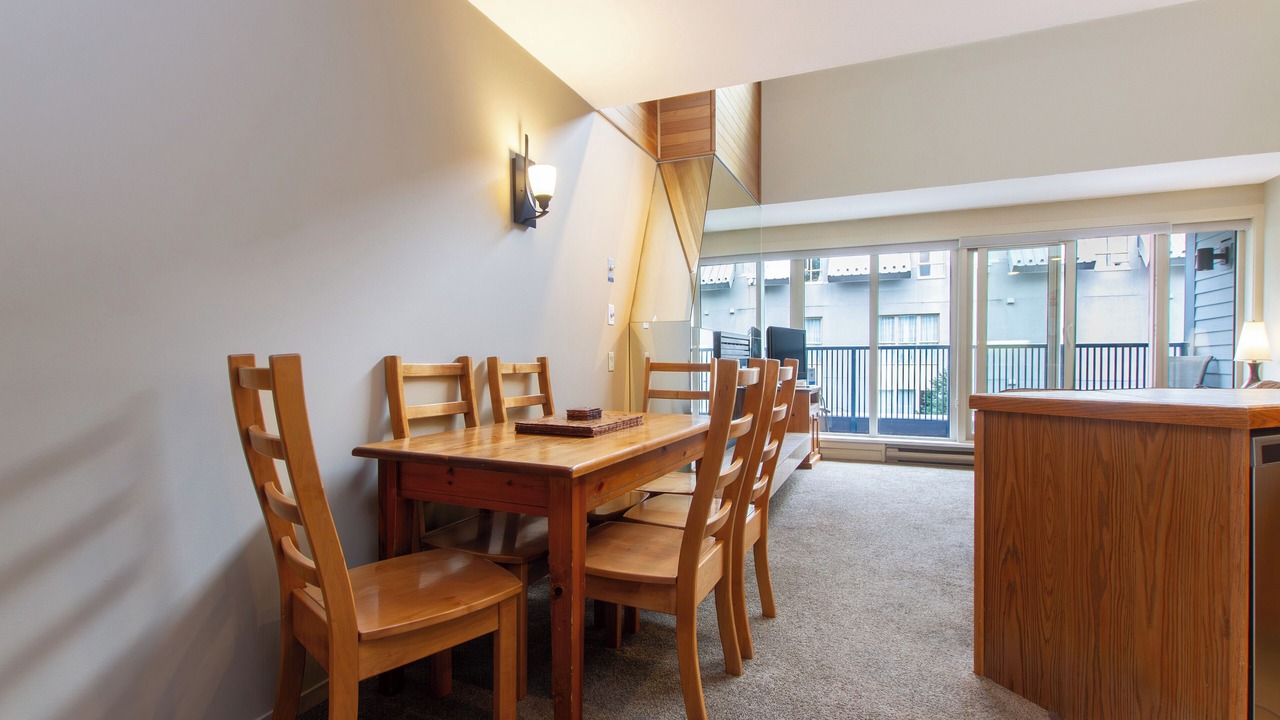 Photo of Livingroom in Whistler Village