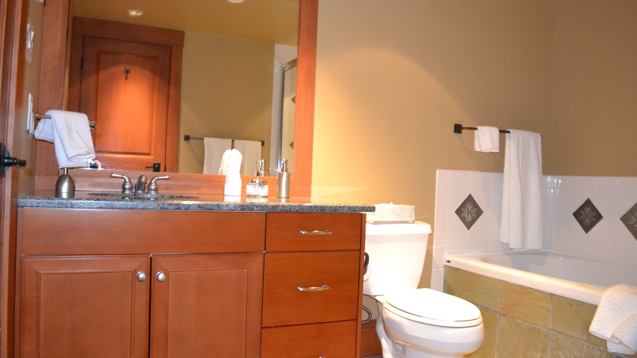 Photo of Bathroom in Nordic Estates