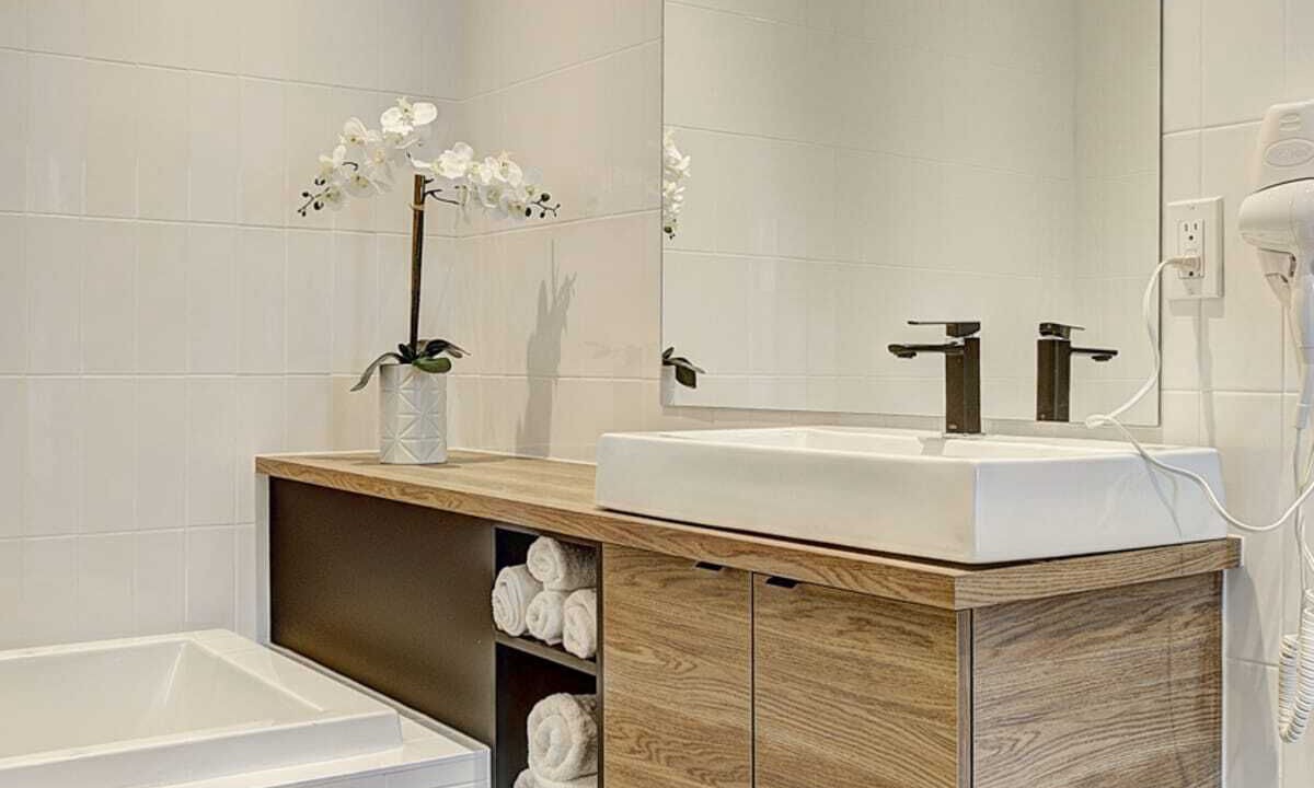 Photo of Bathroom in Pointe-Saint-Charles