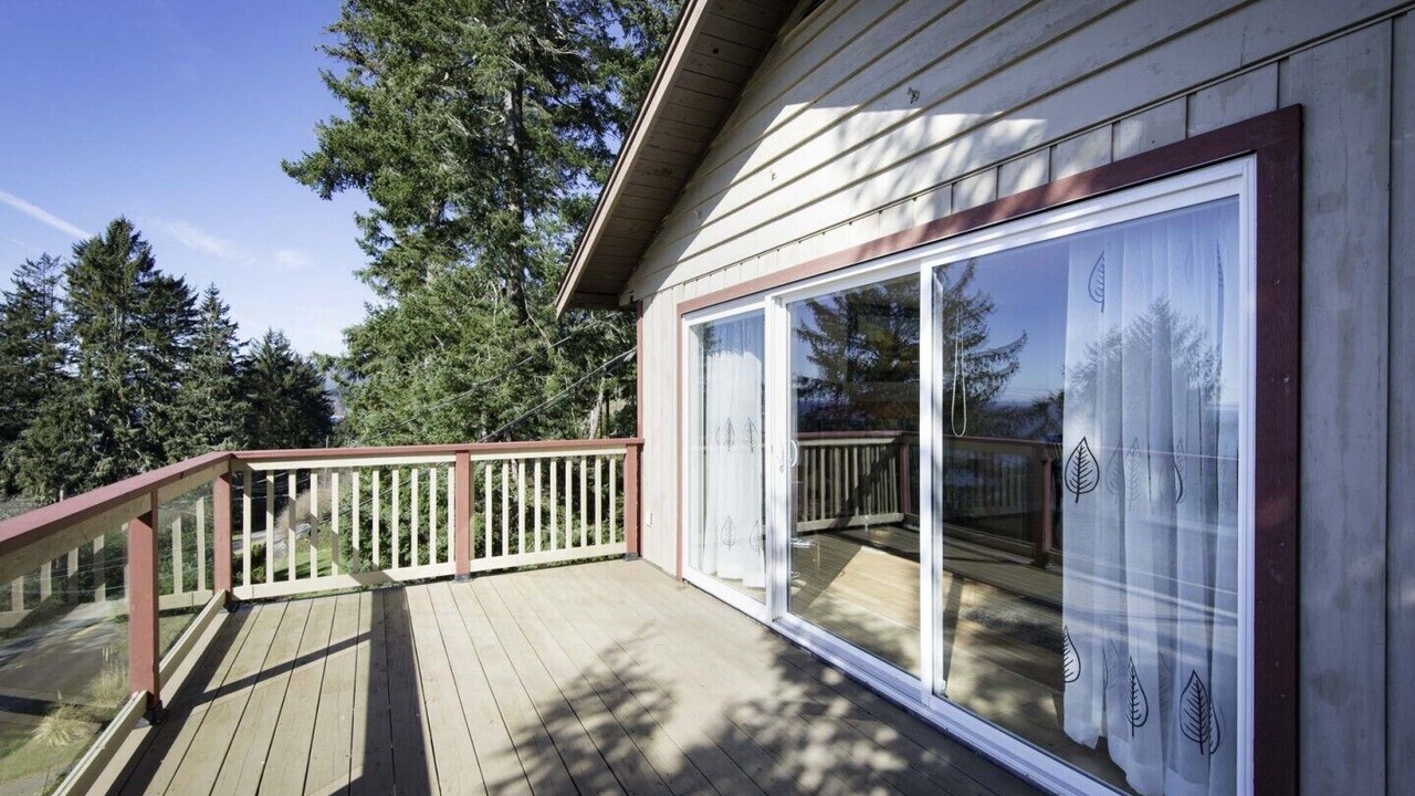 Photo of Patio Balcony in Otter Point